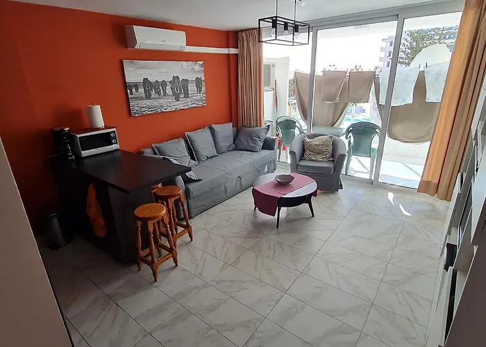 Cozy Very Close To Yumbo Center Apartamento Playa del Inglés